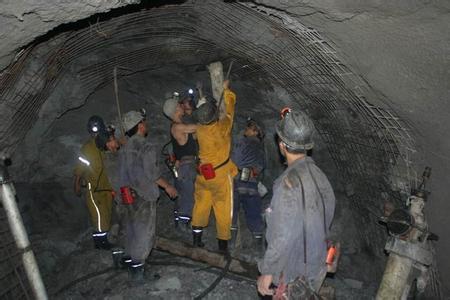 云南工程爆破中的危险因素分析以及应对工程爆破危险的措施